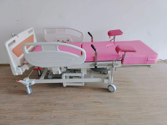 Entbindungsbett Krankenhaus gynäkologische Untersuchungsliege Farbe rosa