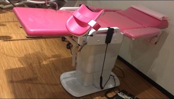 Krankenhaus-Rosa elektrische Gynaec-Prüfungs-Tabelle Geburts- tableDelivery Bett mit Lampe