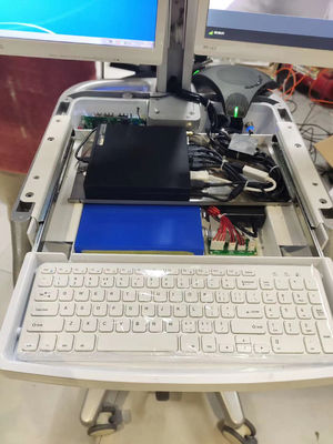 Medizinischer integrierter bewegender Laufkatzen-Aluminiumlegierungs-Computer Worksations-Wagen
