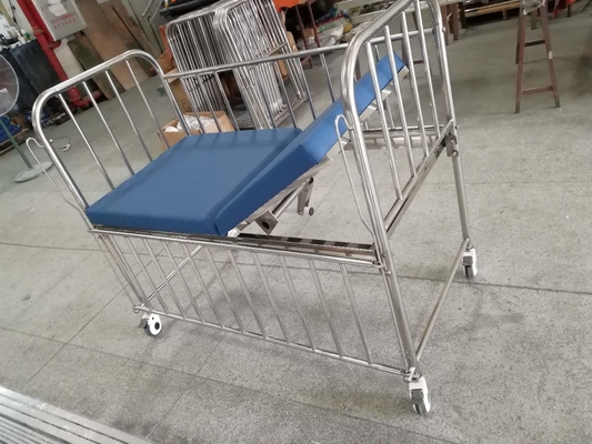Edelstahl-materielles Säuglingskrankenhaus-Bett medizinisch